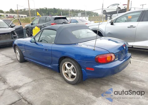 1999 Mazda Mx-5 Miata Leather Pkg/Popular Equipment Pkg/Sports Pkg/Touring Pkg z USA, uszkodzony, nr VIN JM1NB3531X0136037